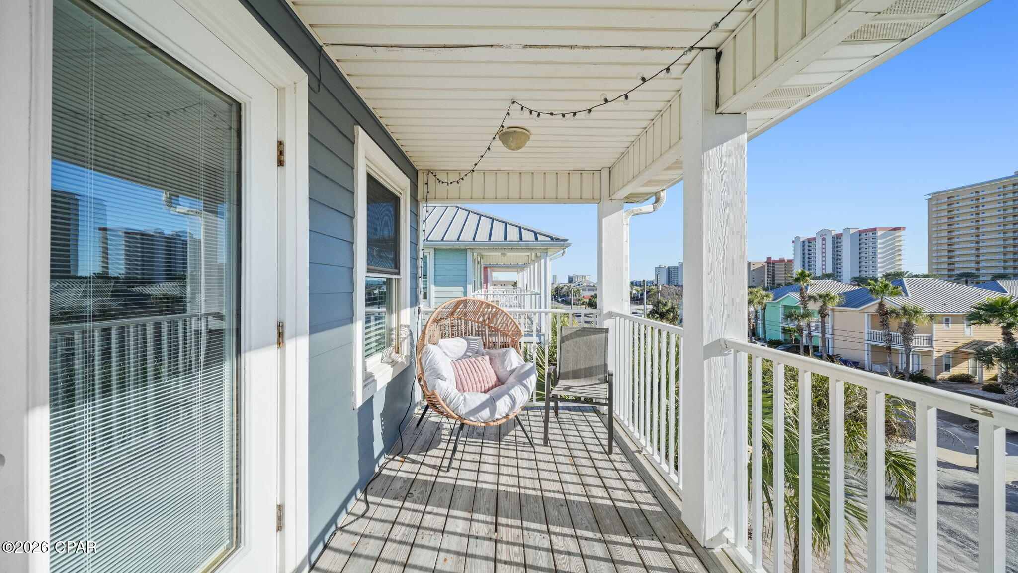 6728 Beach Drive