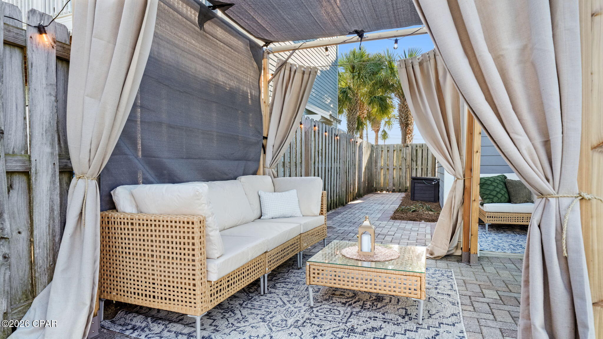 6728 Beach Drive