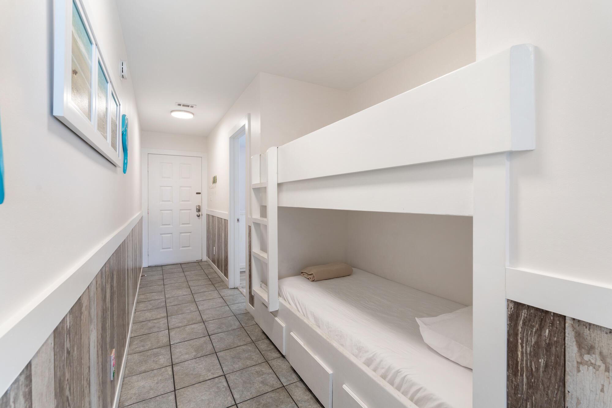 19504 Front Beach Road, 1006