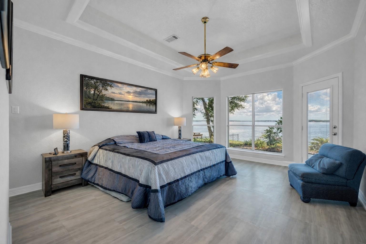 16314 Hunters Circle