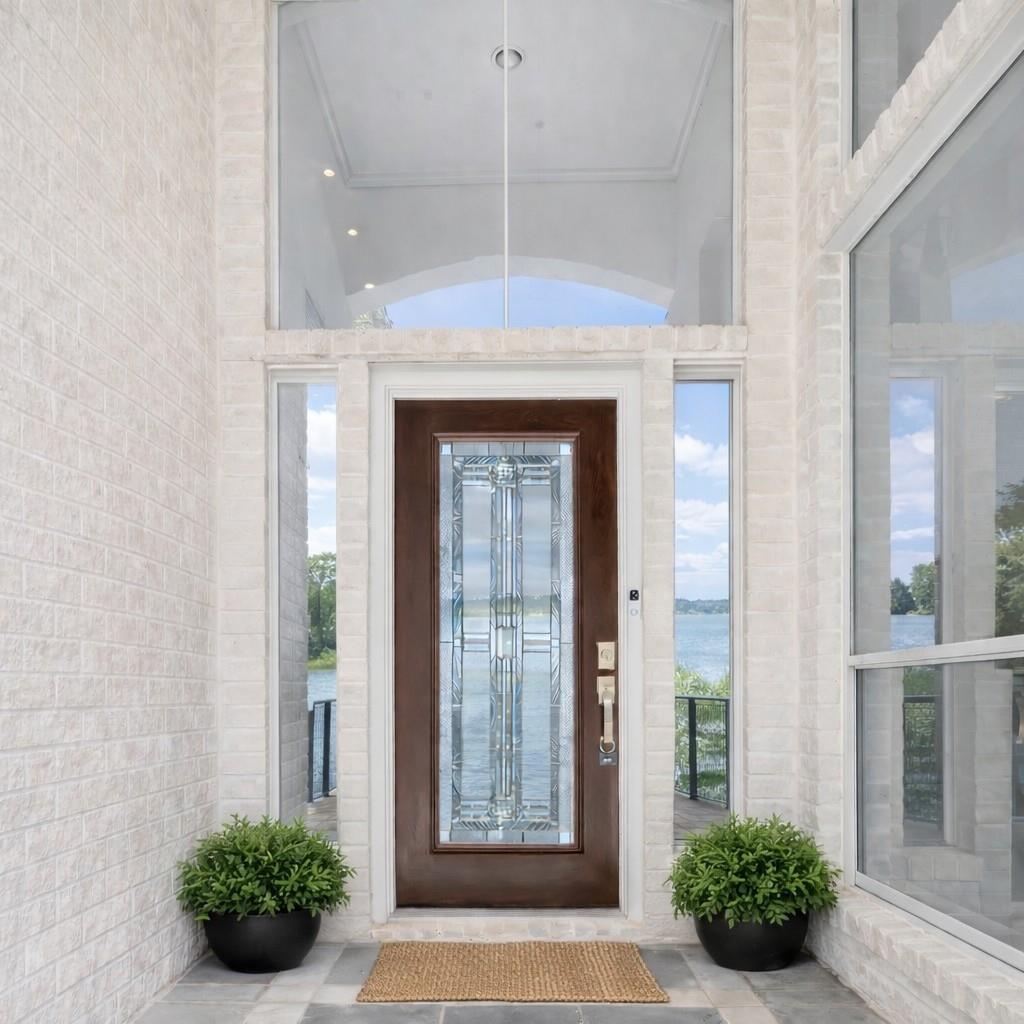 16314 Hunters Circle
