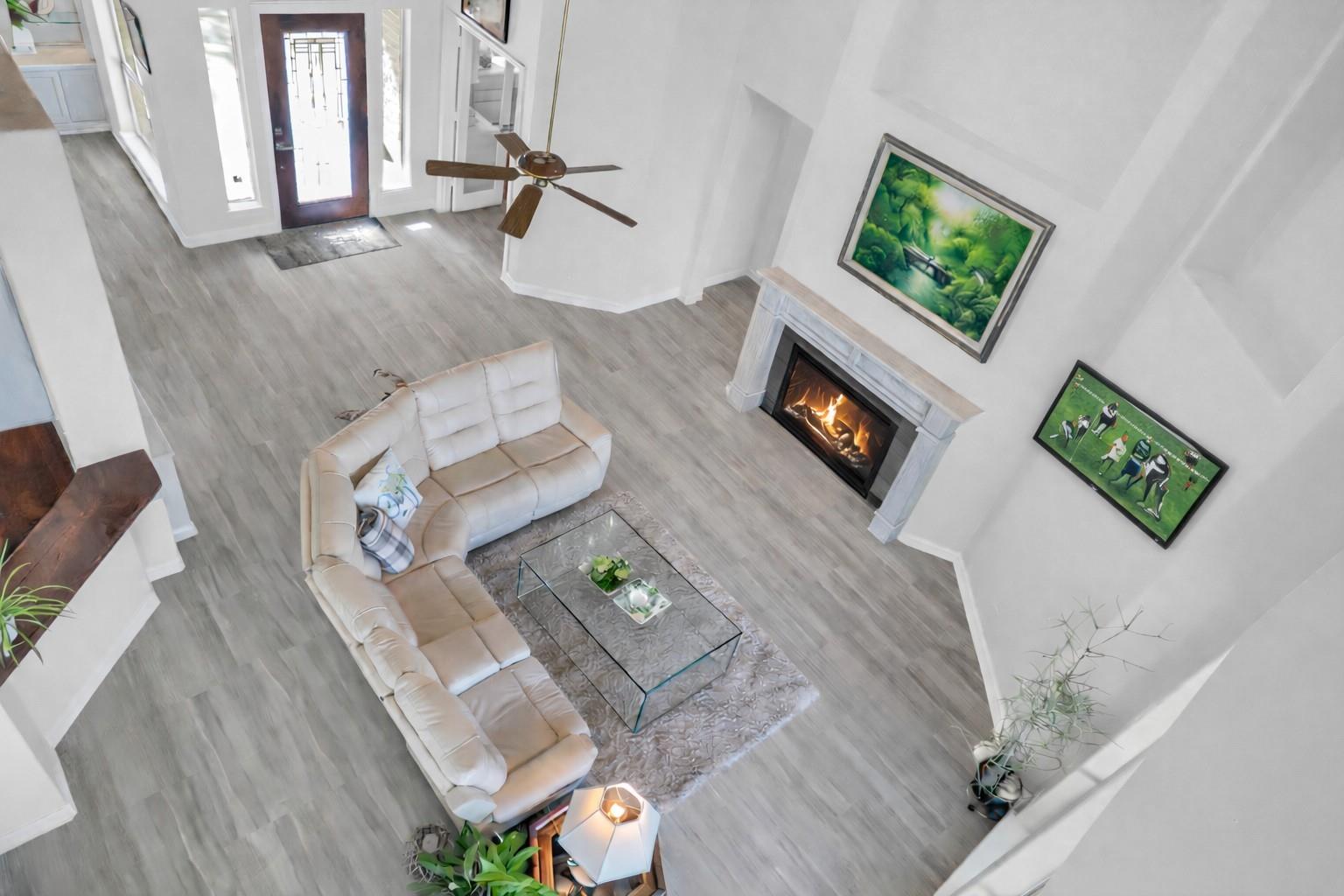 16314 Hunters Circle