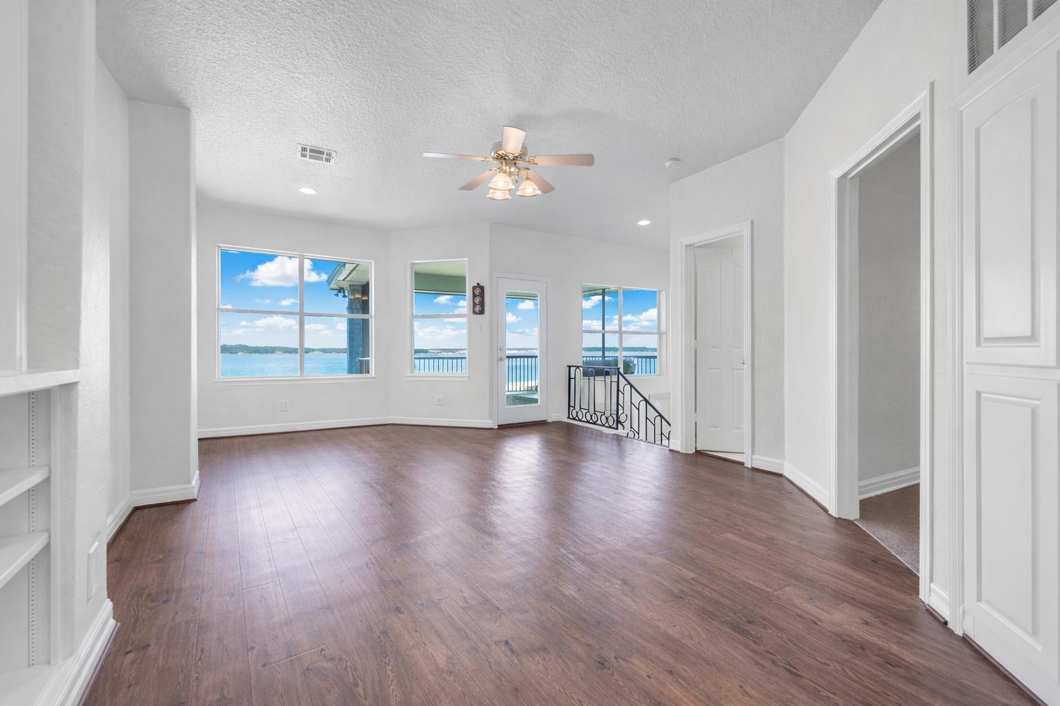 16314 Hunters Circle