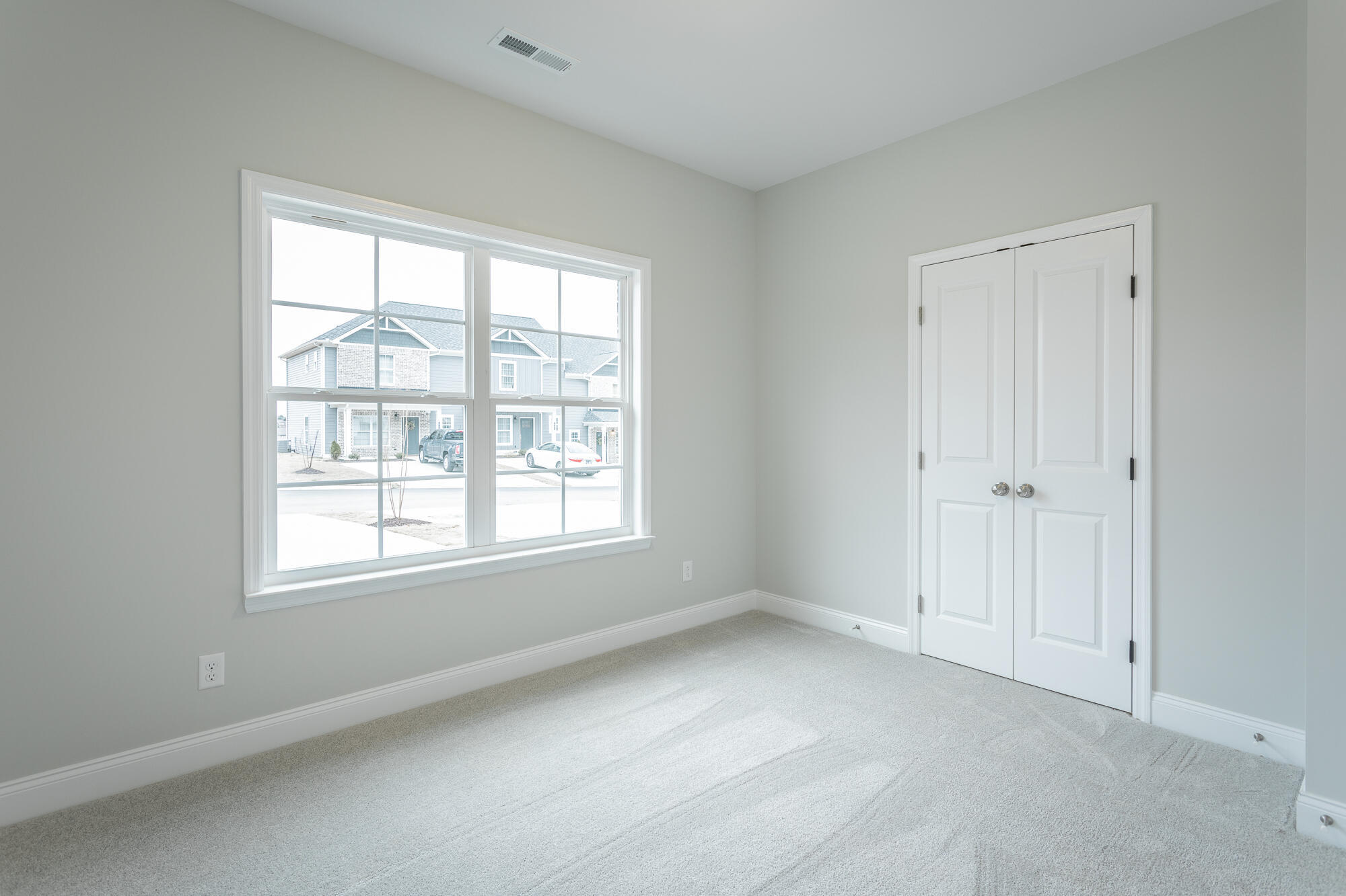 418 NE Bellingham Drive, 7b