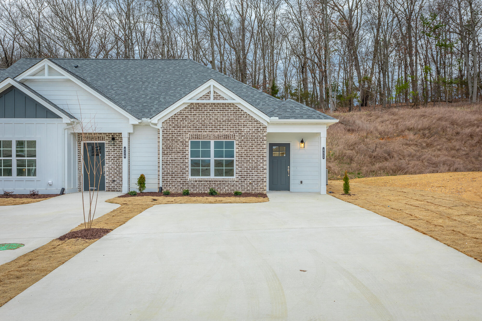 418 NE Bellingham Drive, 7b
