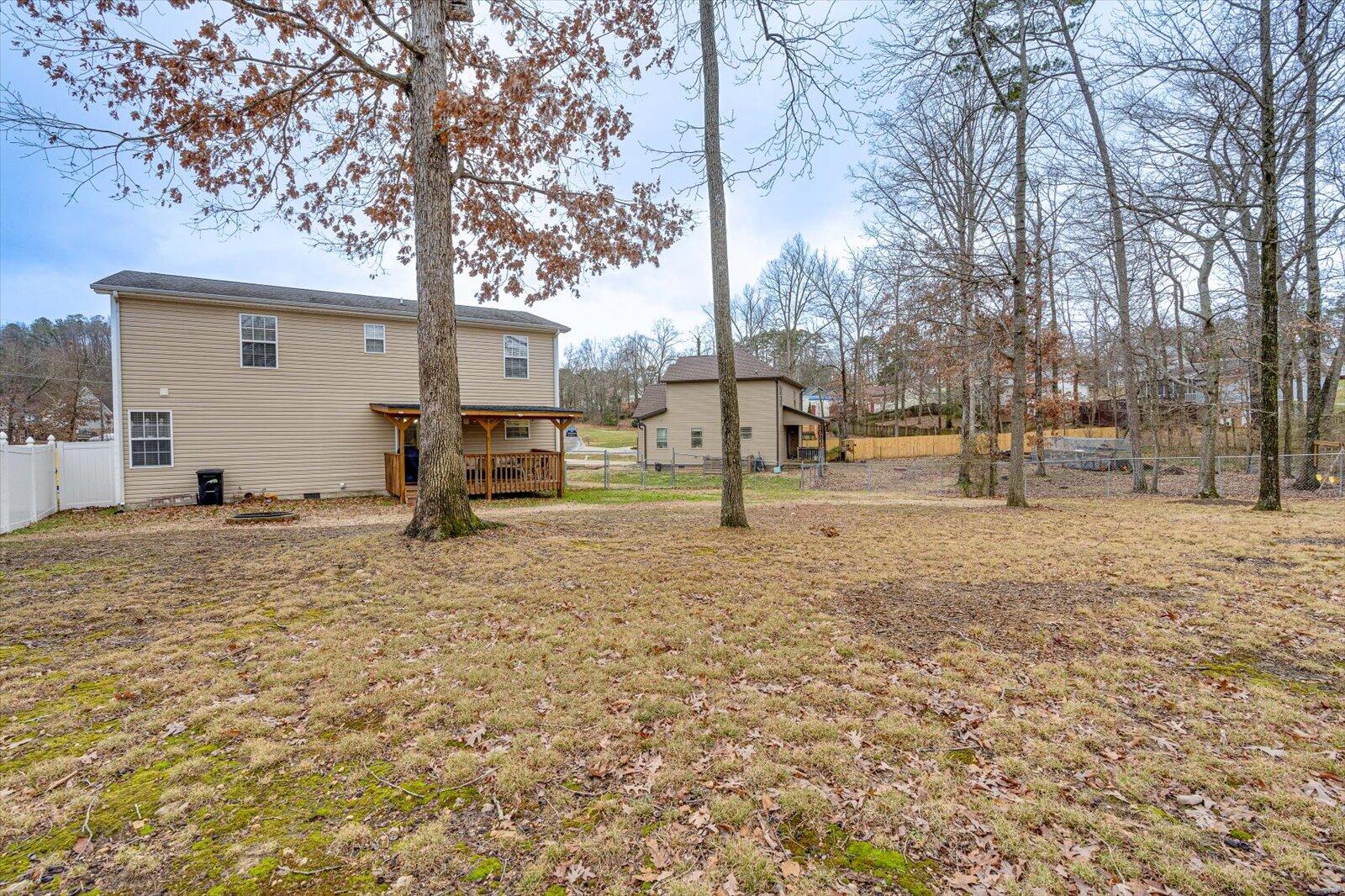 1466 Woodland Cove Drive NE