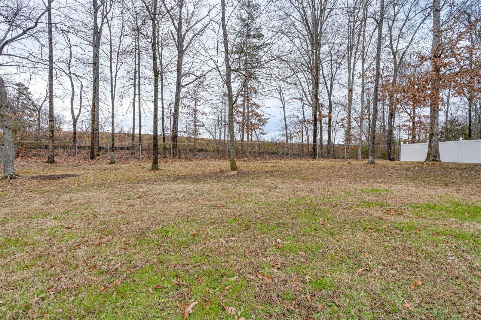 1466 Woodland Cove Drive NE