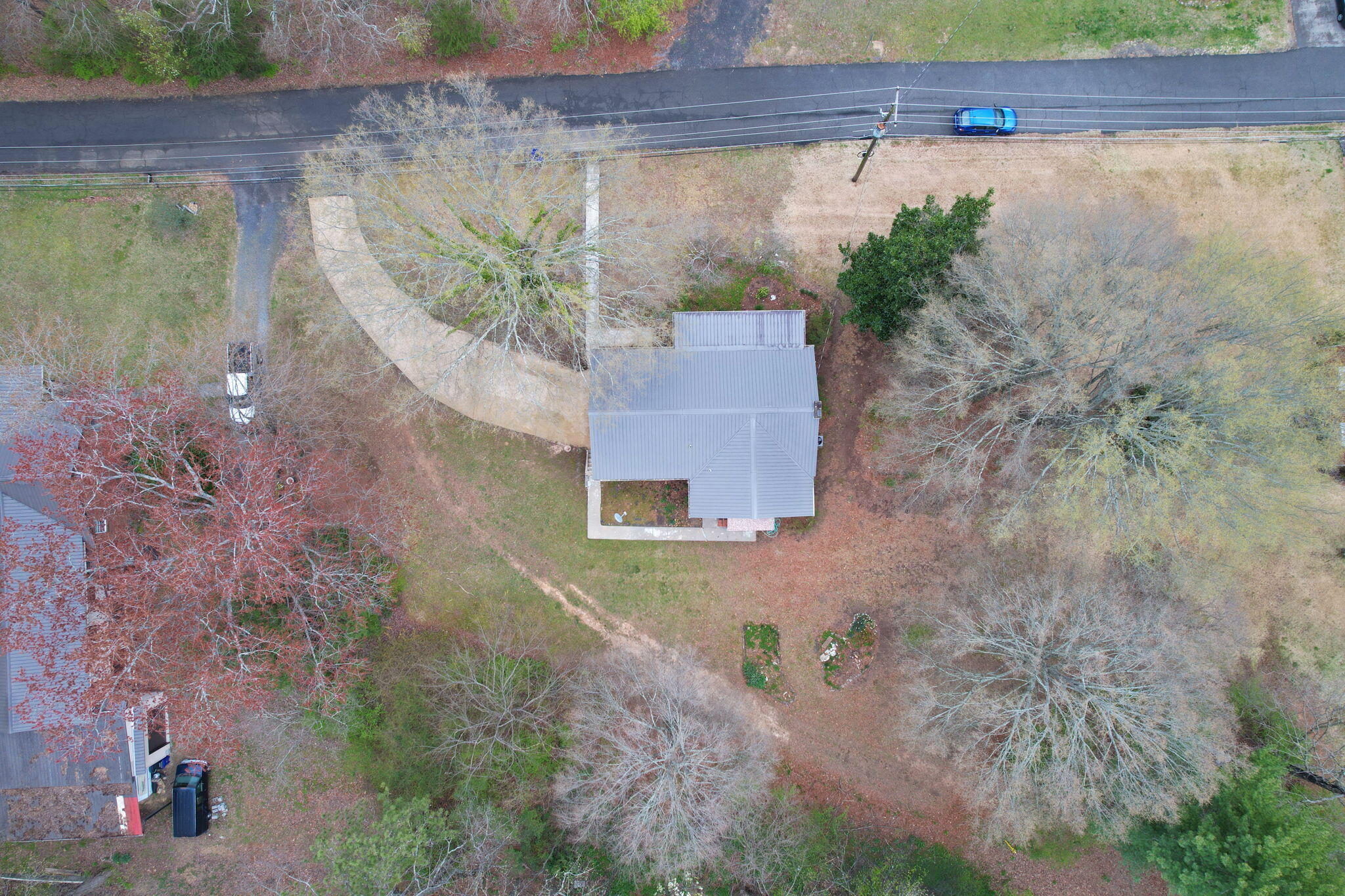 2435 Ridgeview Drive NW