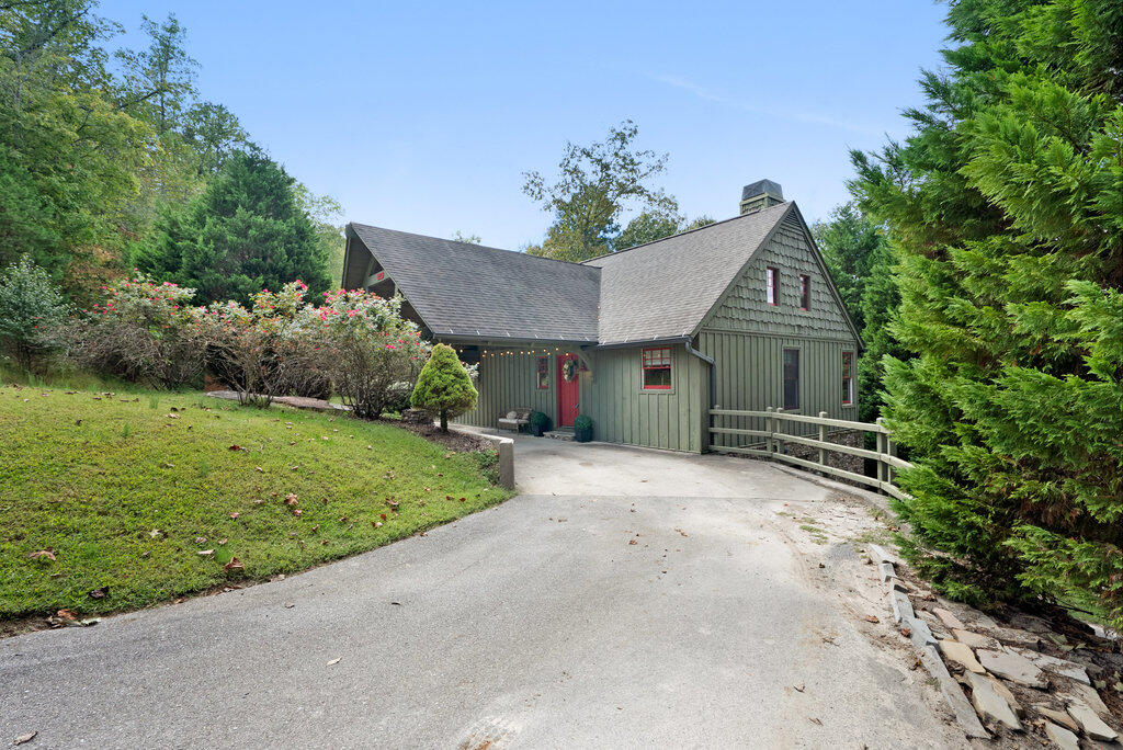 647 Omega Drive