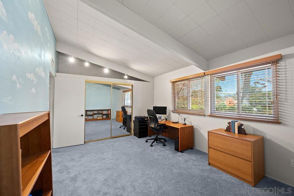 2735 Soderblom Avenue