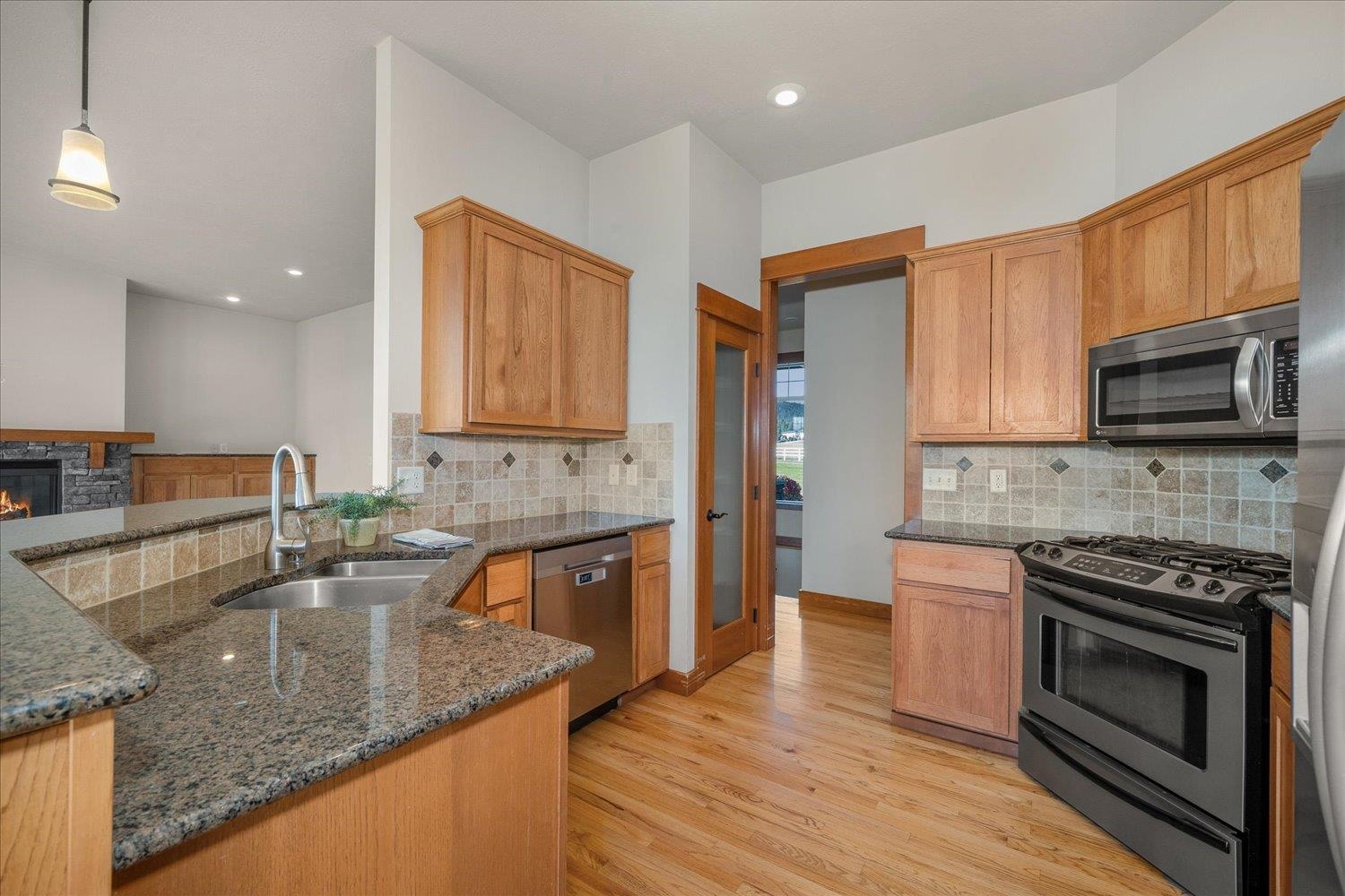 20826 E Happy Trails Ln