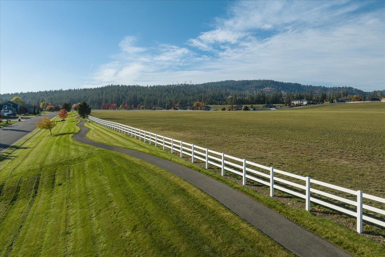 20826 E Happy Trails Ln