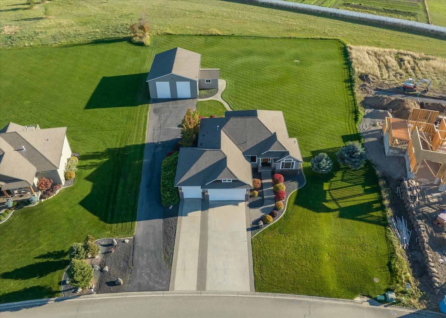 20826 E Happy Trails Ln