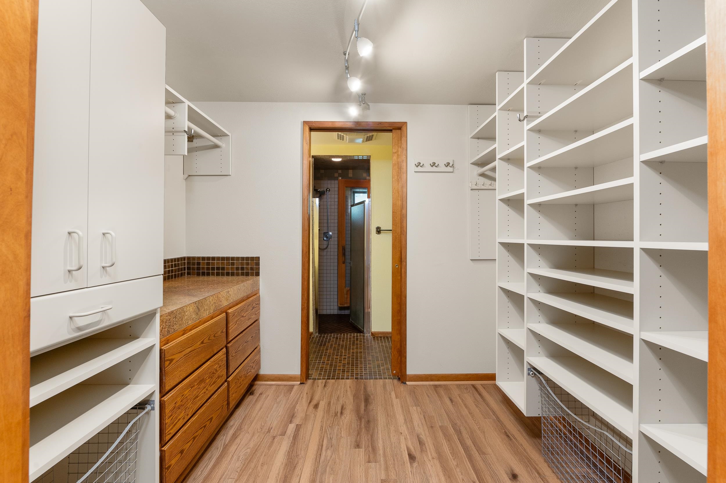 2587 E Flowery Trail Rd