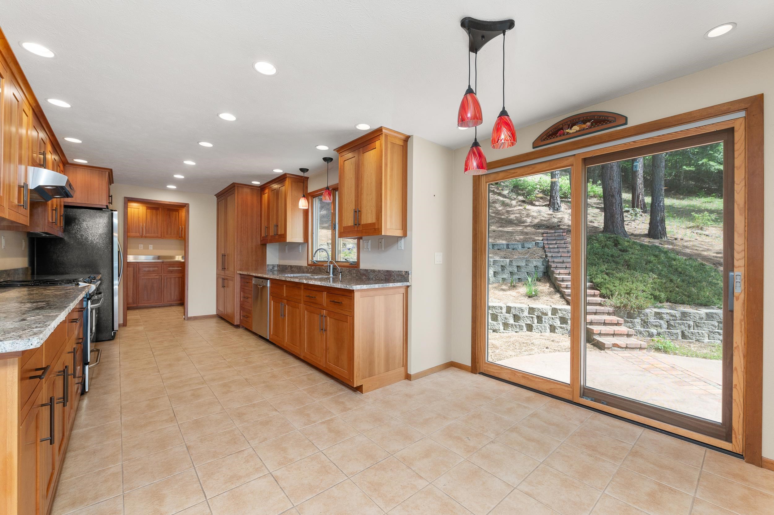 2587 E Flowery Trail Rd