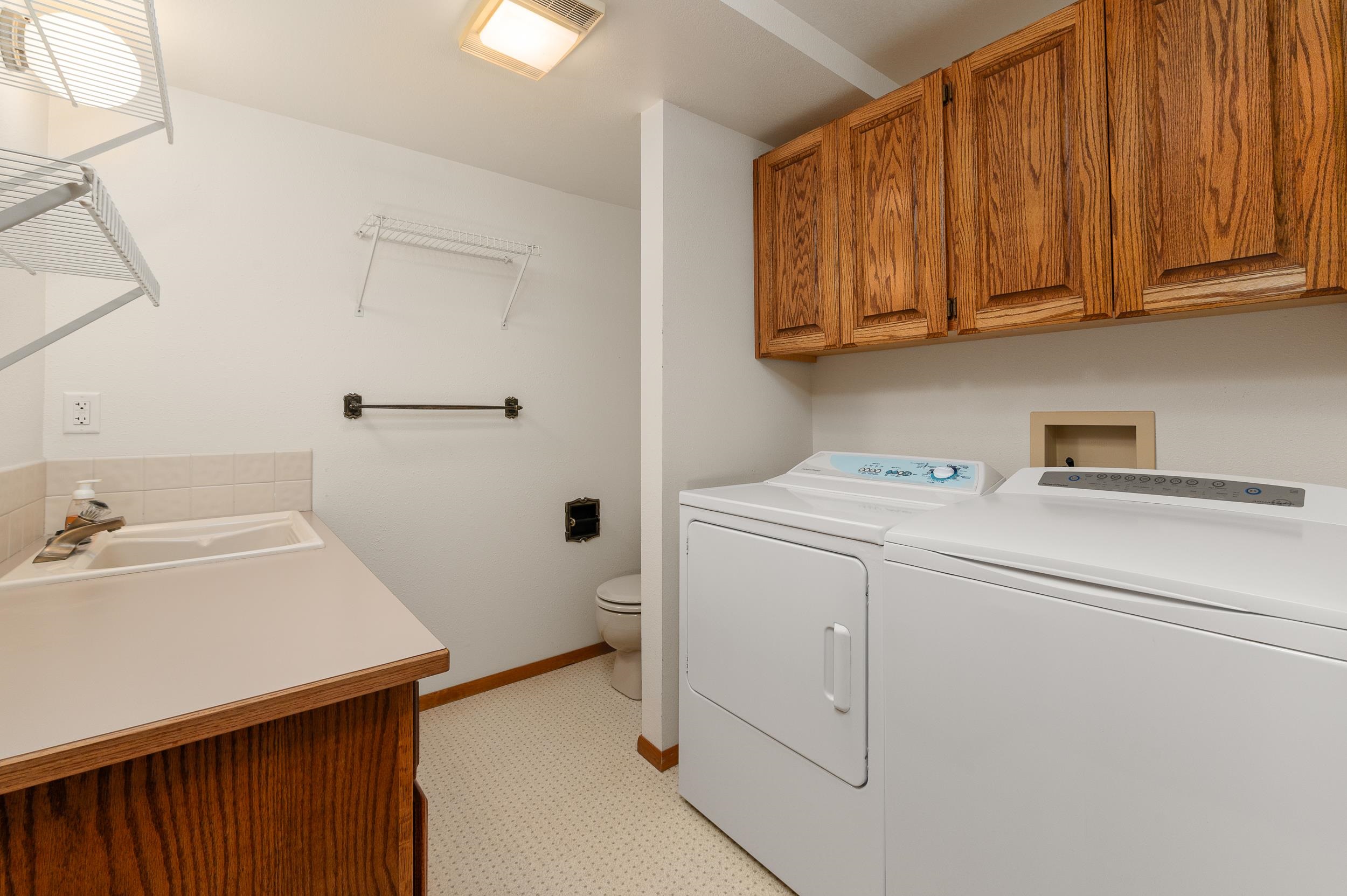 2587 E Flowery Trail Rd