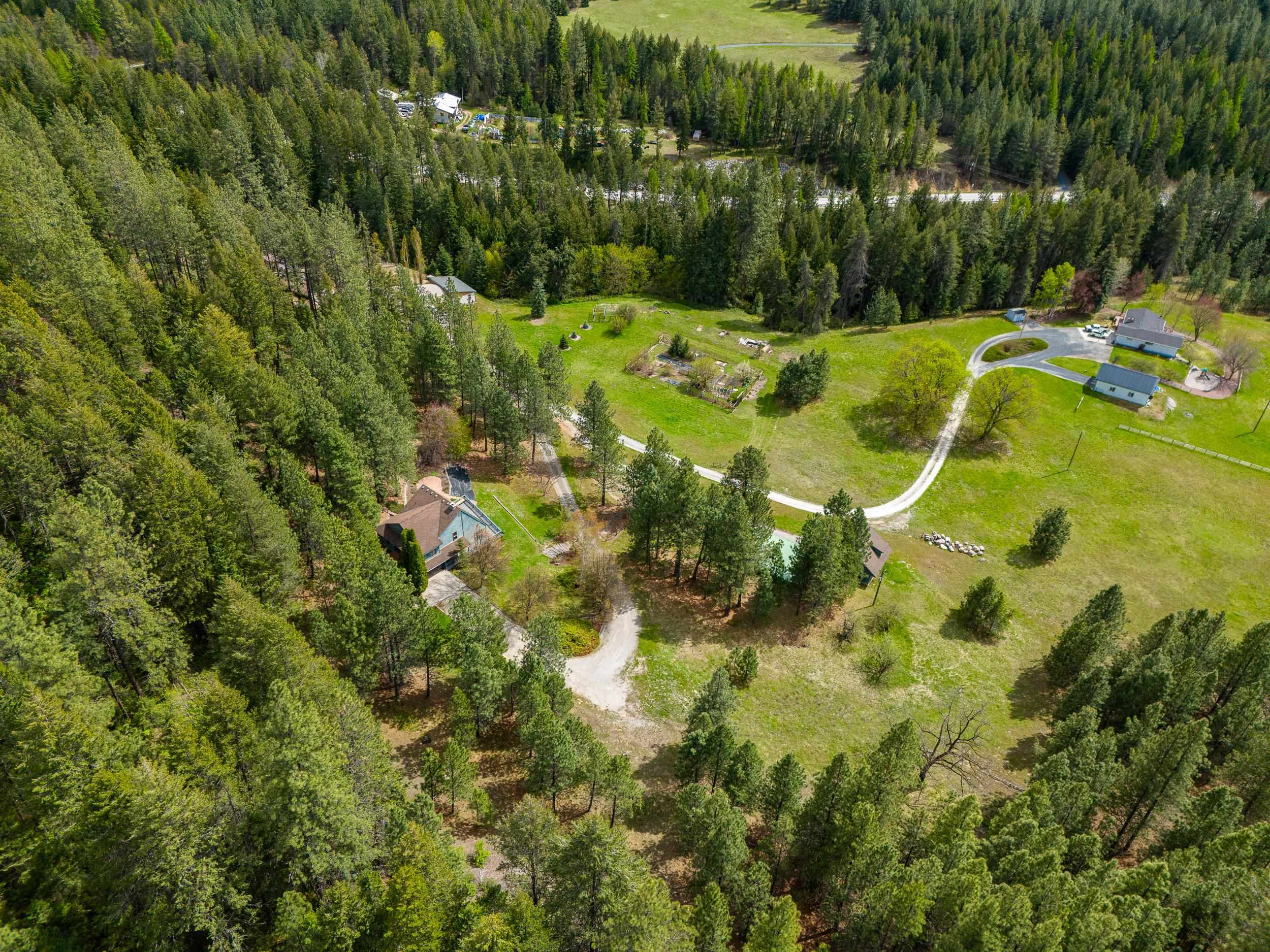 2587 E Flowery Trail Rd