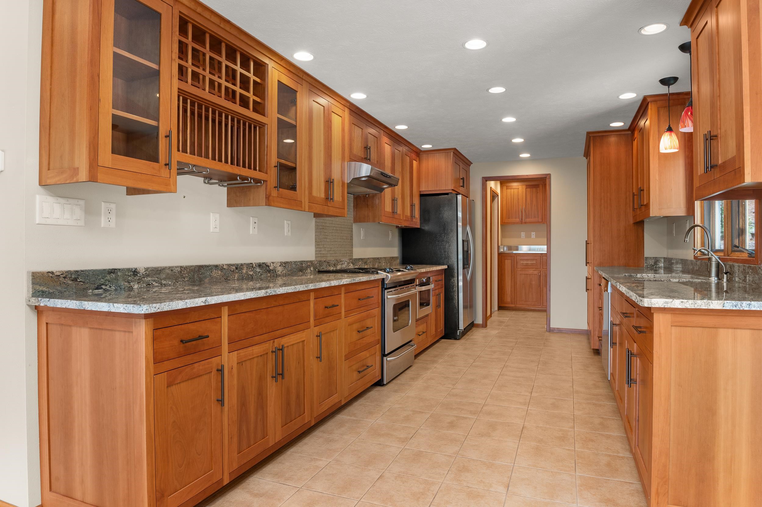 2587 E Flowery Trail Rd