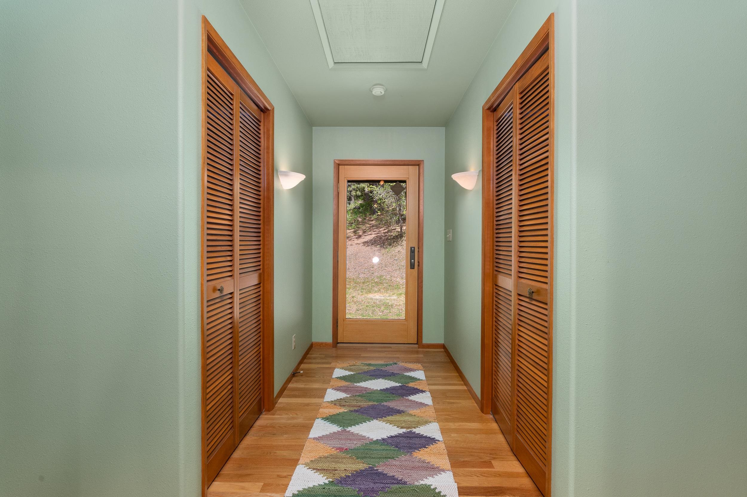 2587 E Flowery Trail Rd