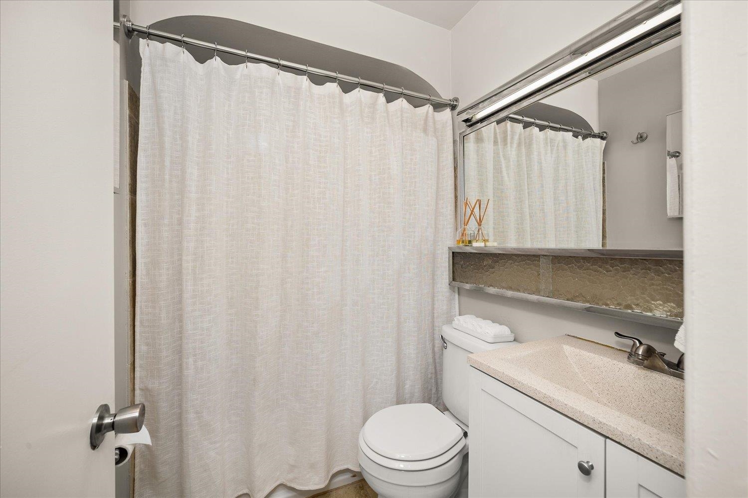 1117/1119 S WALNUT St