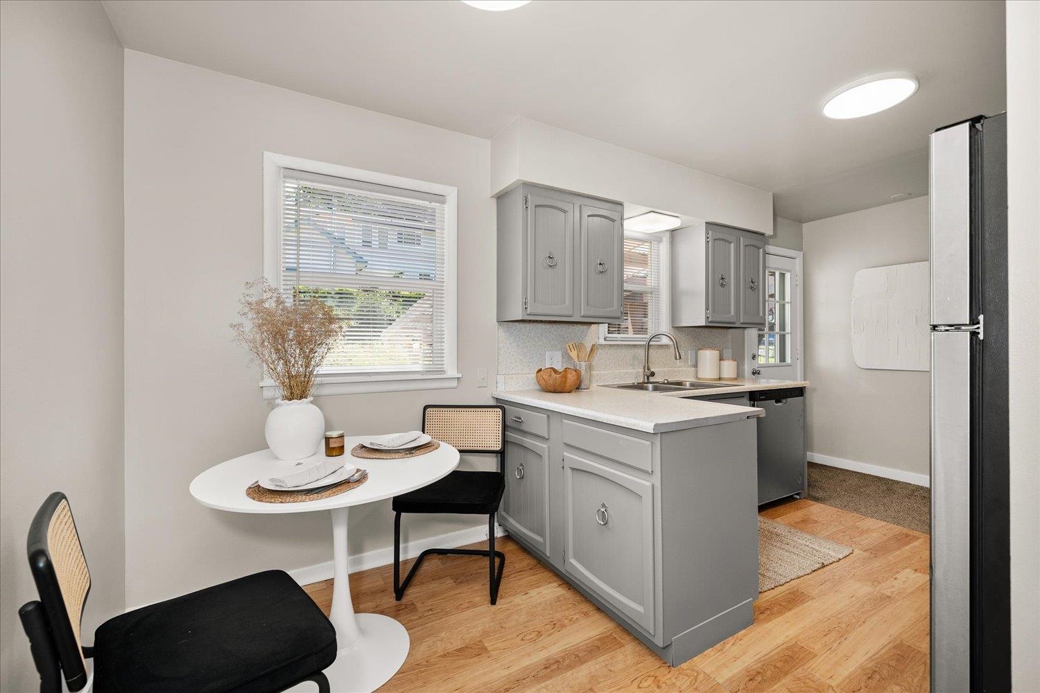 1117/1119 S WALNUT St