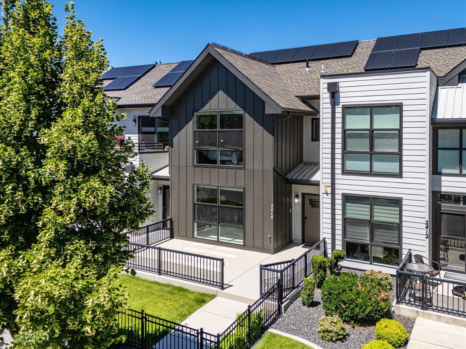 2414 W Summit Pkwy Blvd