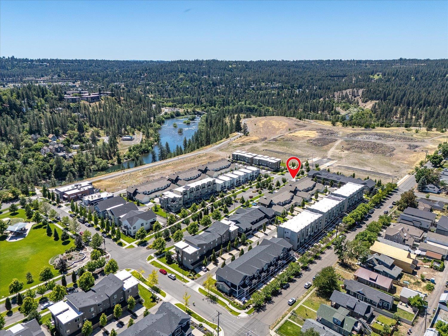 2414 W Summit Pkwy Blvd