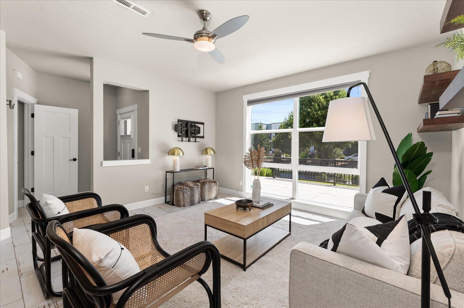 2414 W Summit Pkwy Blvd