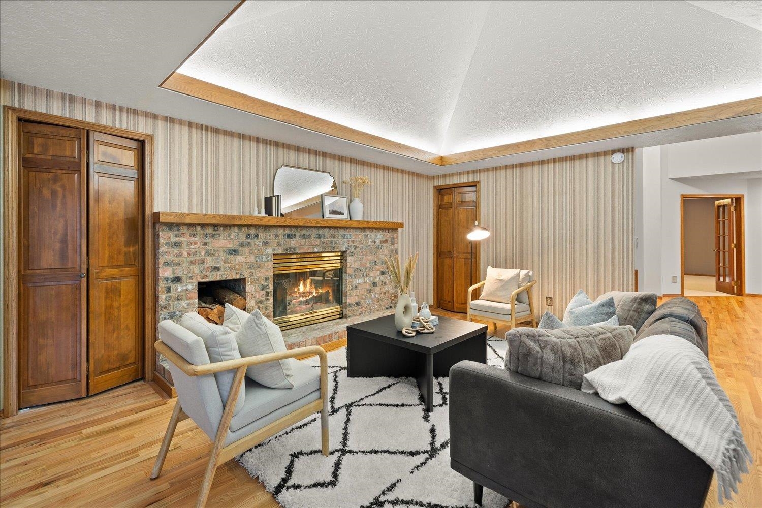 15112 E BELLA VISTA Ln