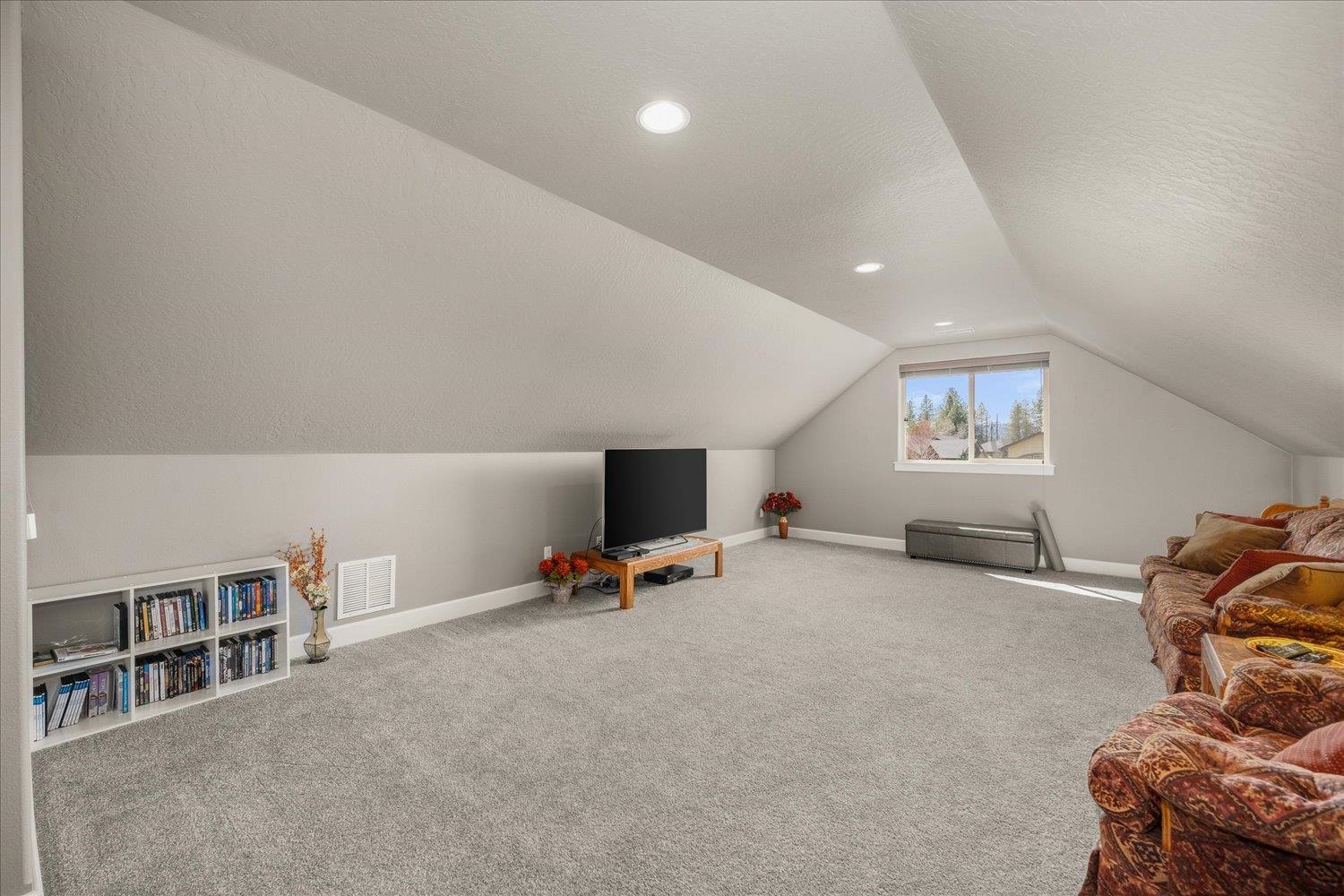 15212 N Hunters Pointe Rd Rd