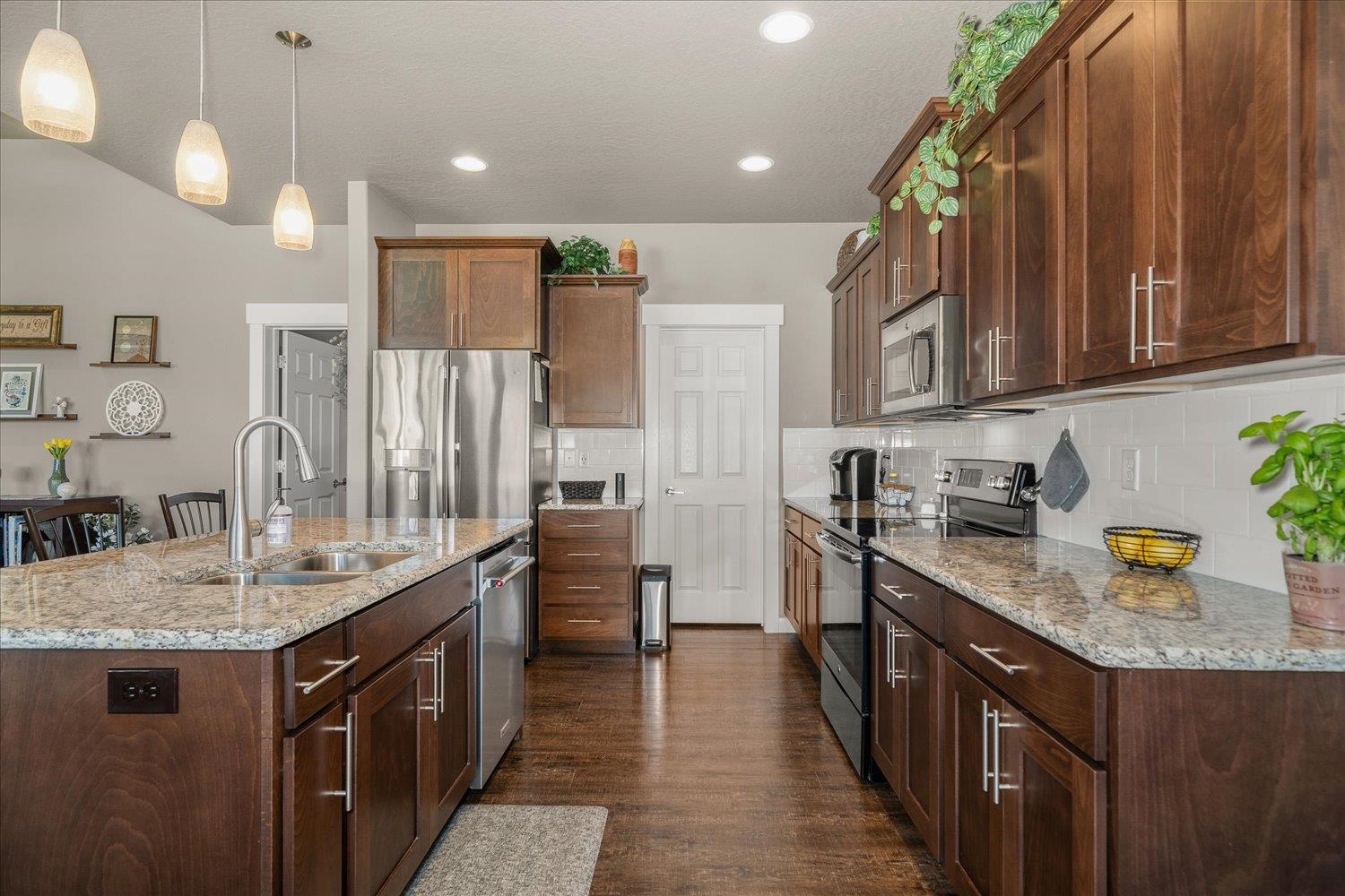 15212 N Hunters Pointe Rd Rd