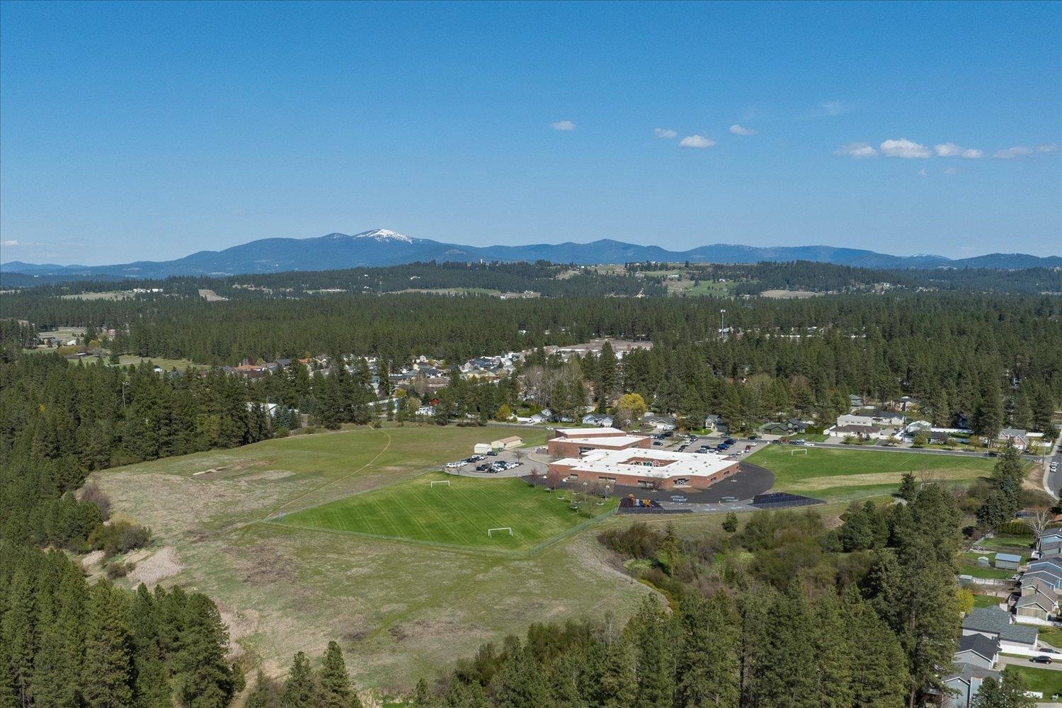 15212 N Hunters Pointe Rd Rd