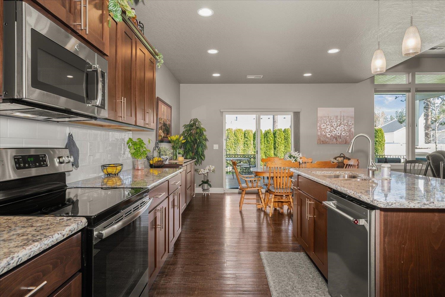 15212 N Hunters Pointe Rd Rd