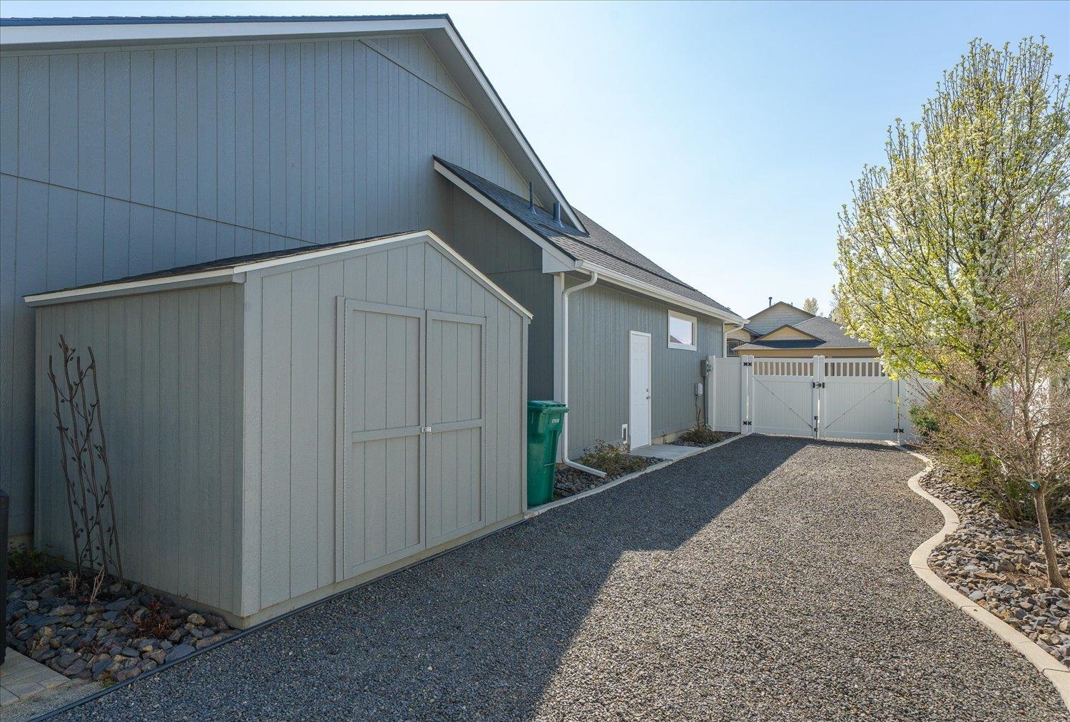 15212 N Hunters Pointe Rd Rd