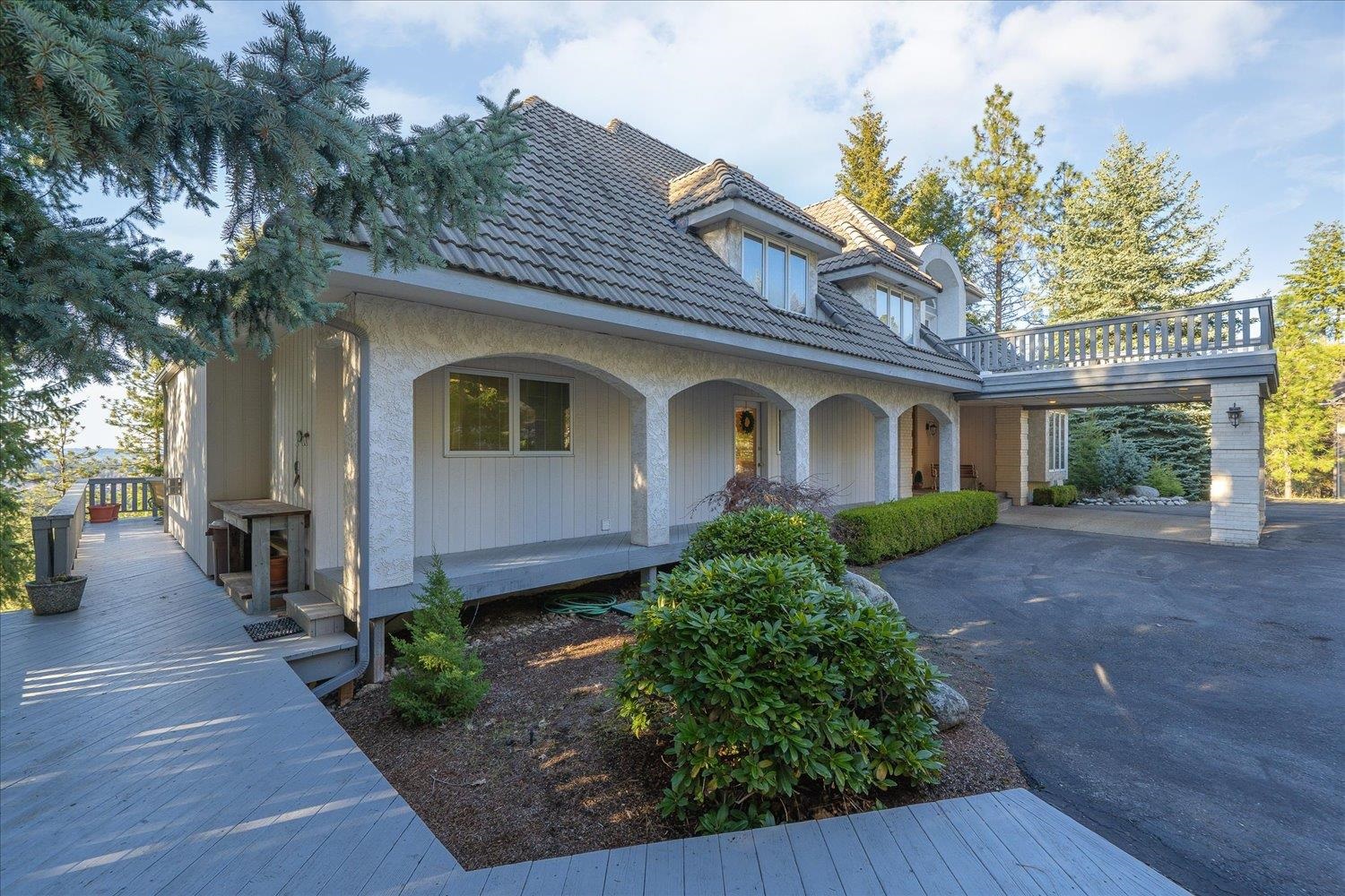 15016 E BELLA VISTA Ln