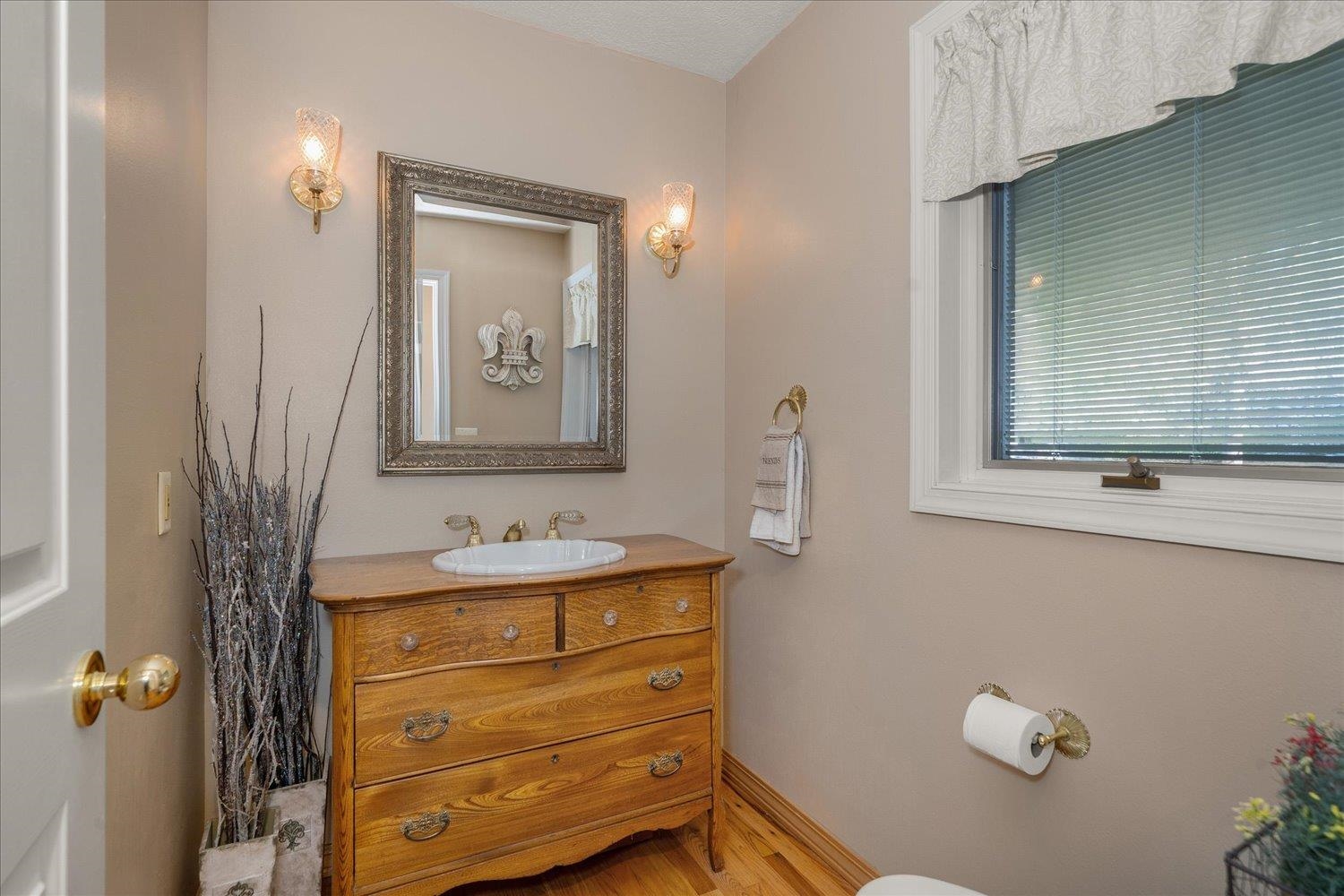 15016 E BELLA VISTA Ln