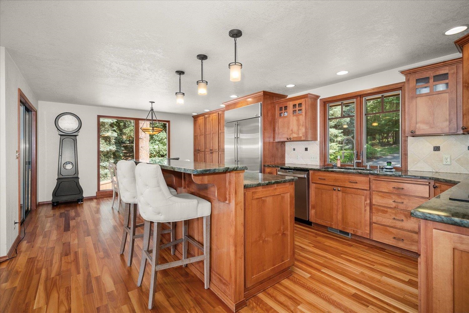 15013 E SHELLY Ct