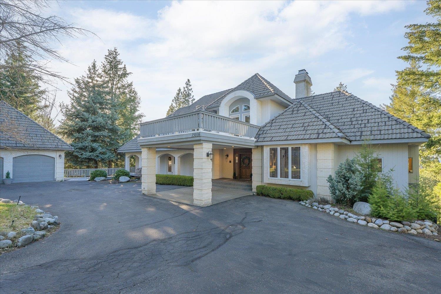 15016 E BELLA VISTA Ln