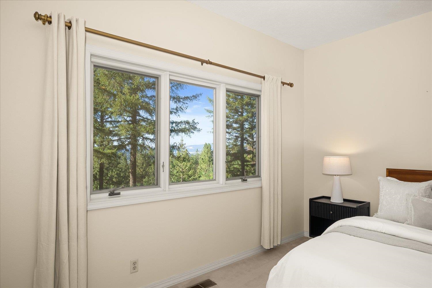 15016 E BELLA VISTA Ln