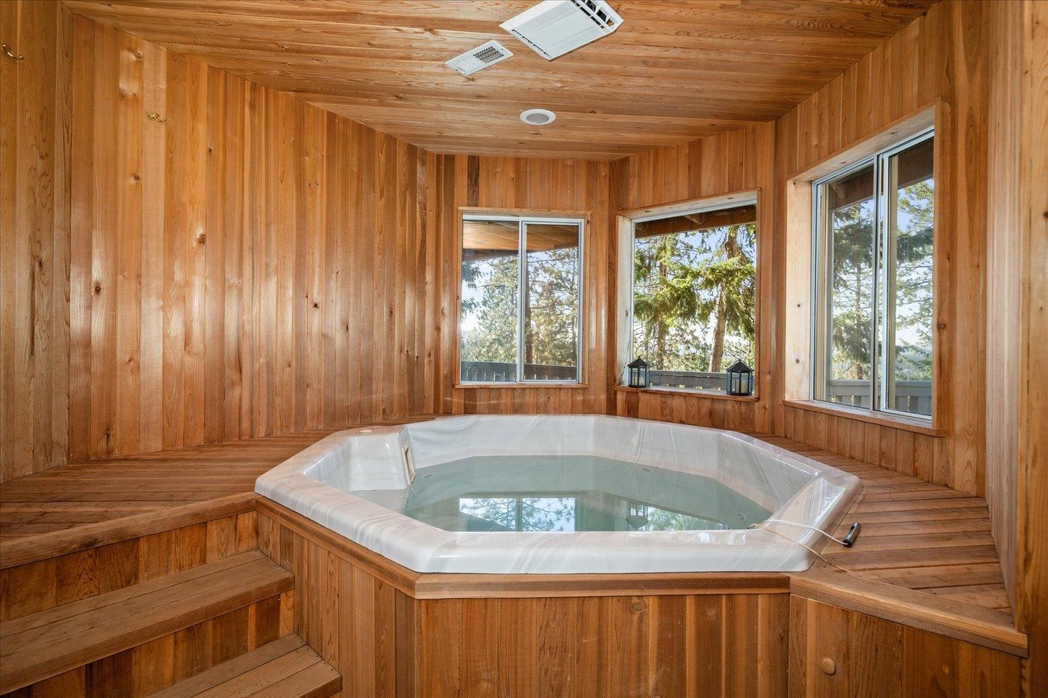 15016 E BELLA VISTA Ln