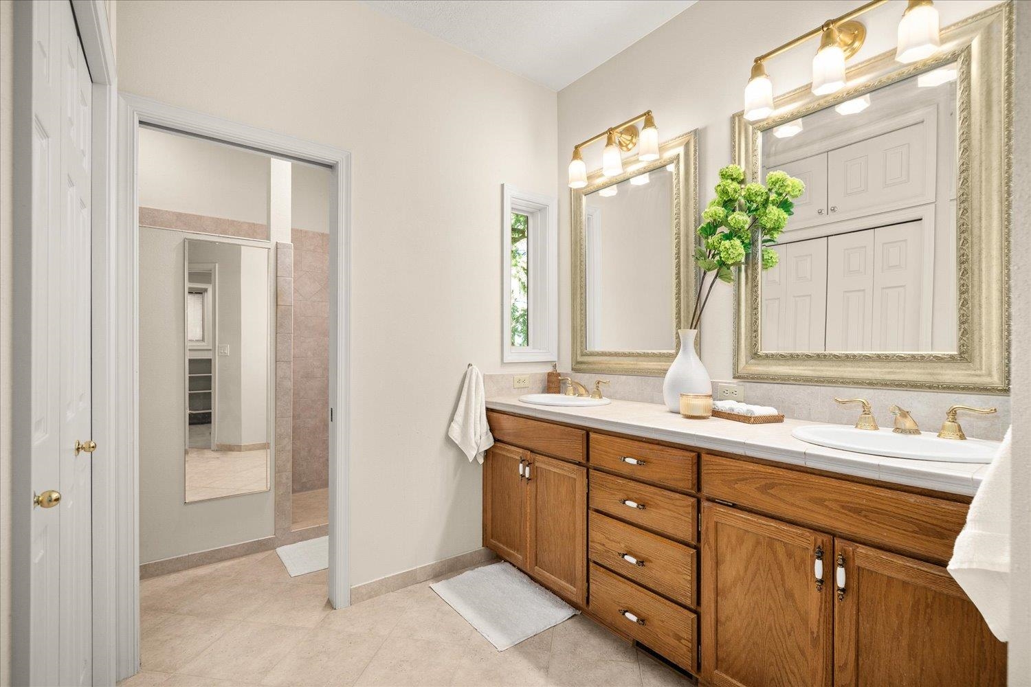 15016 E BELLA VISTA Ln