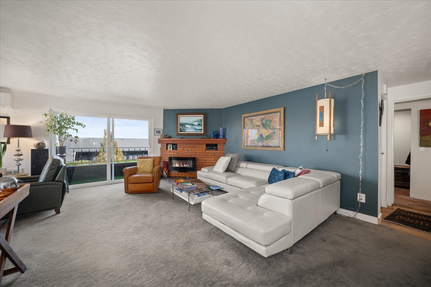 214 W 6th Ave