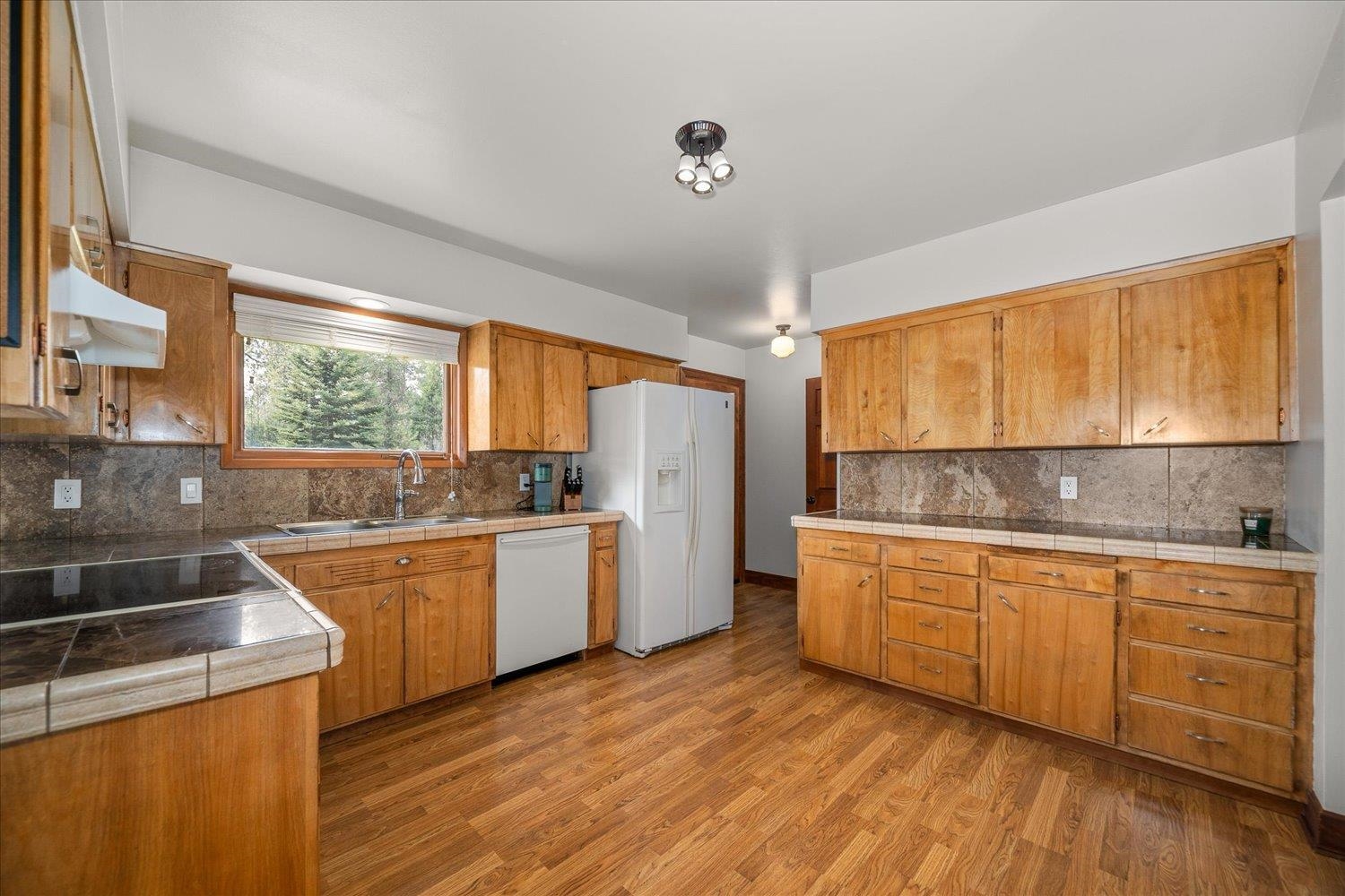 27415 N Bear Lake Rd