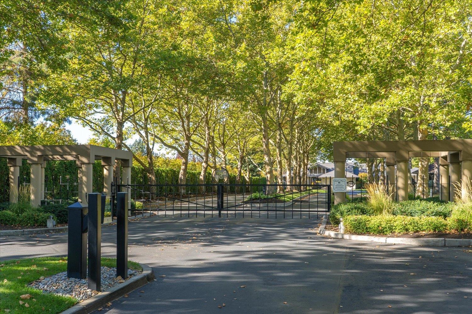 5107 S St Andrews Ln