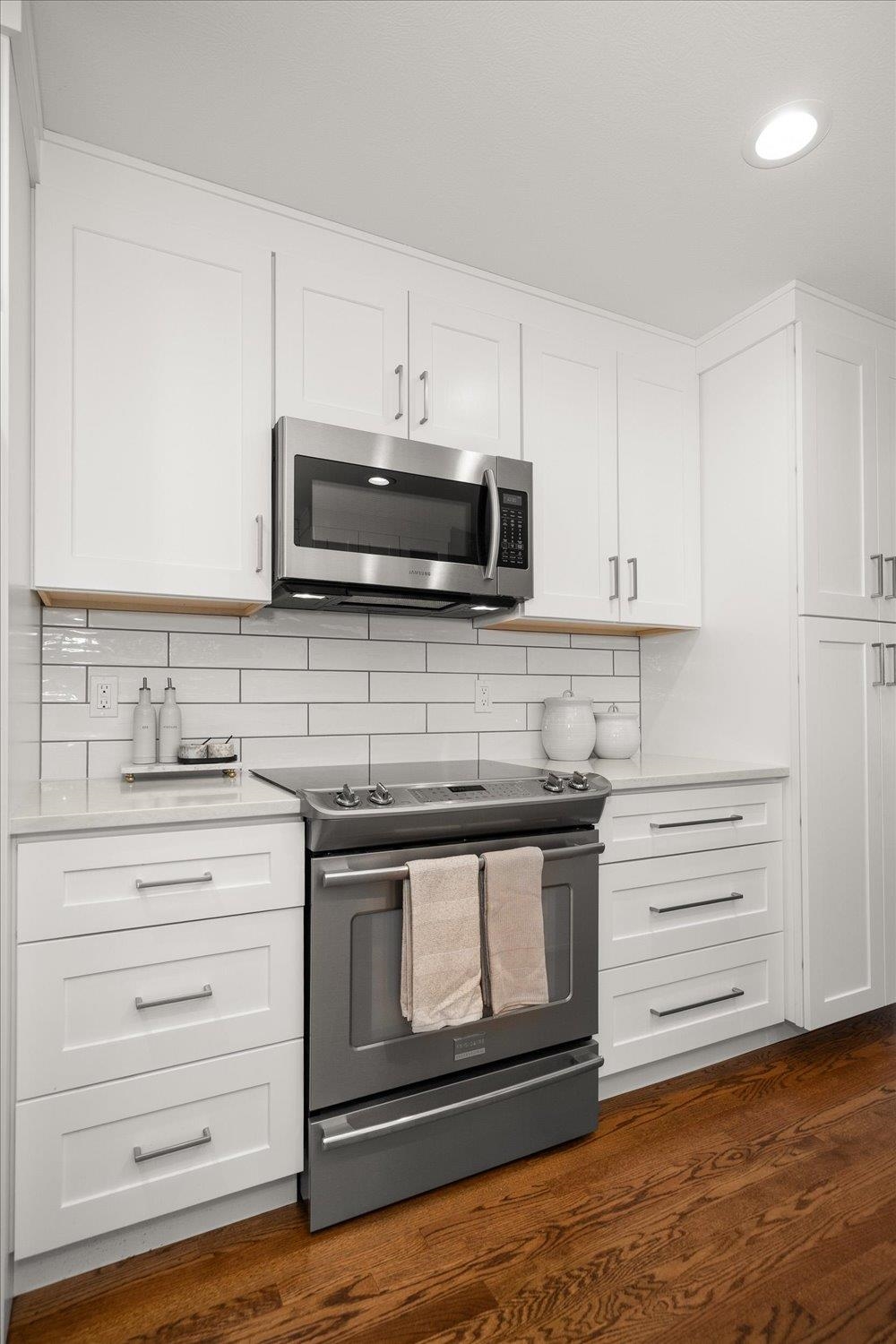 5107 S St Andrews Ln