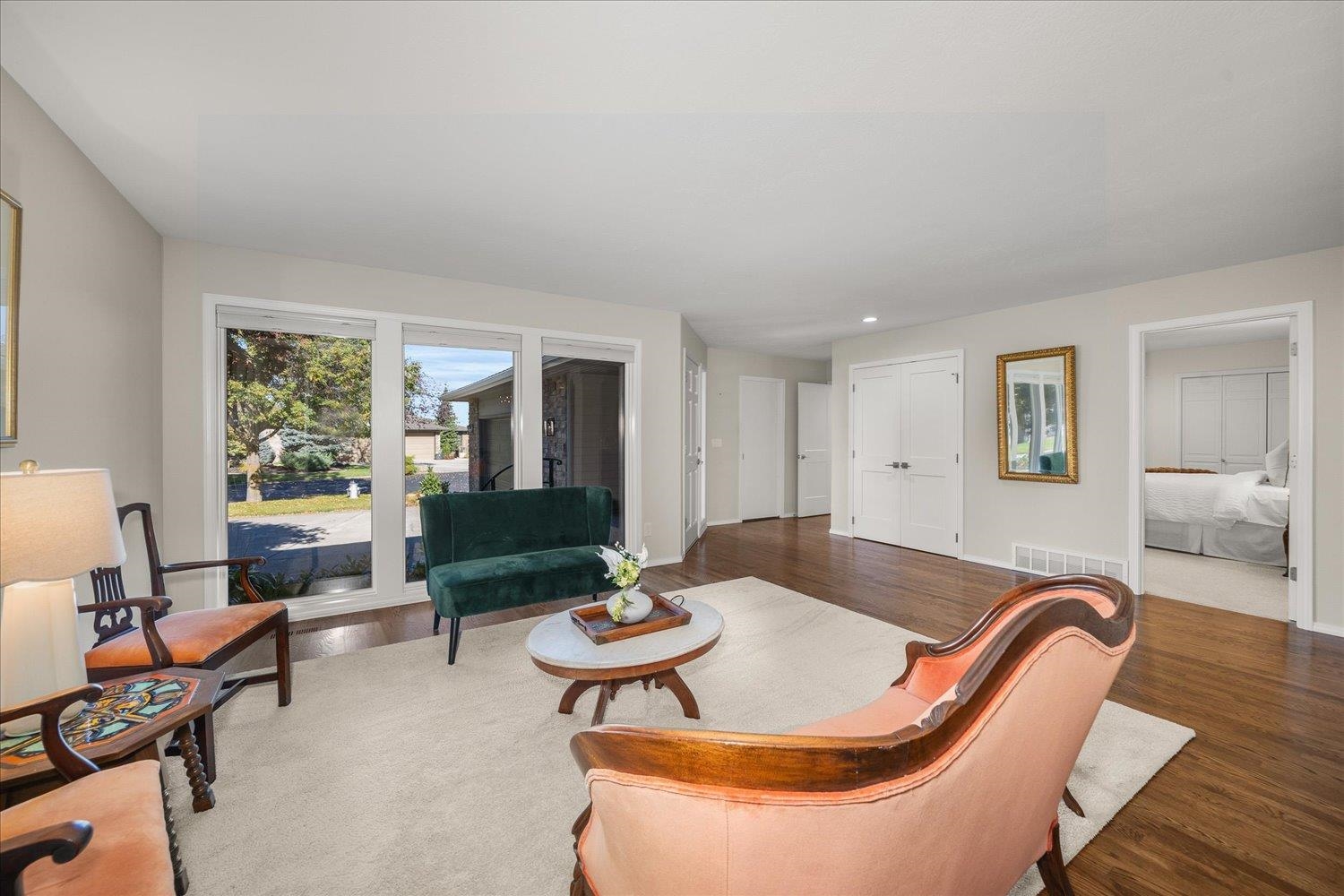 5107 S St Andrews Ln