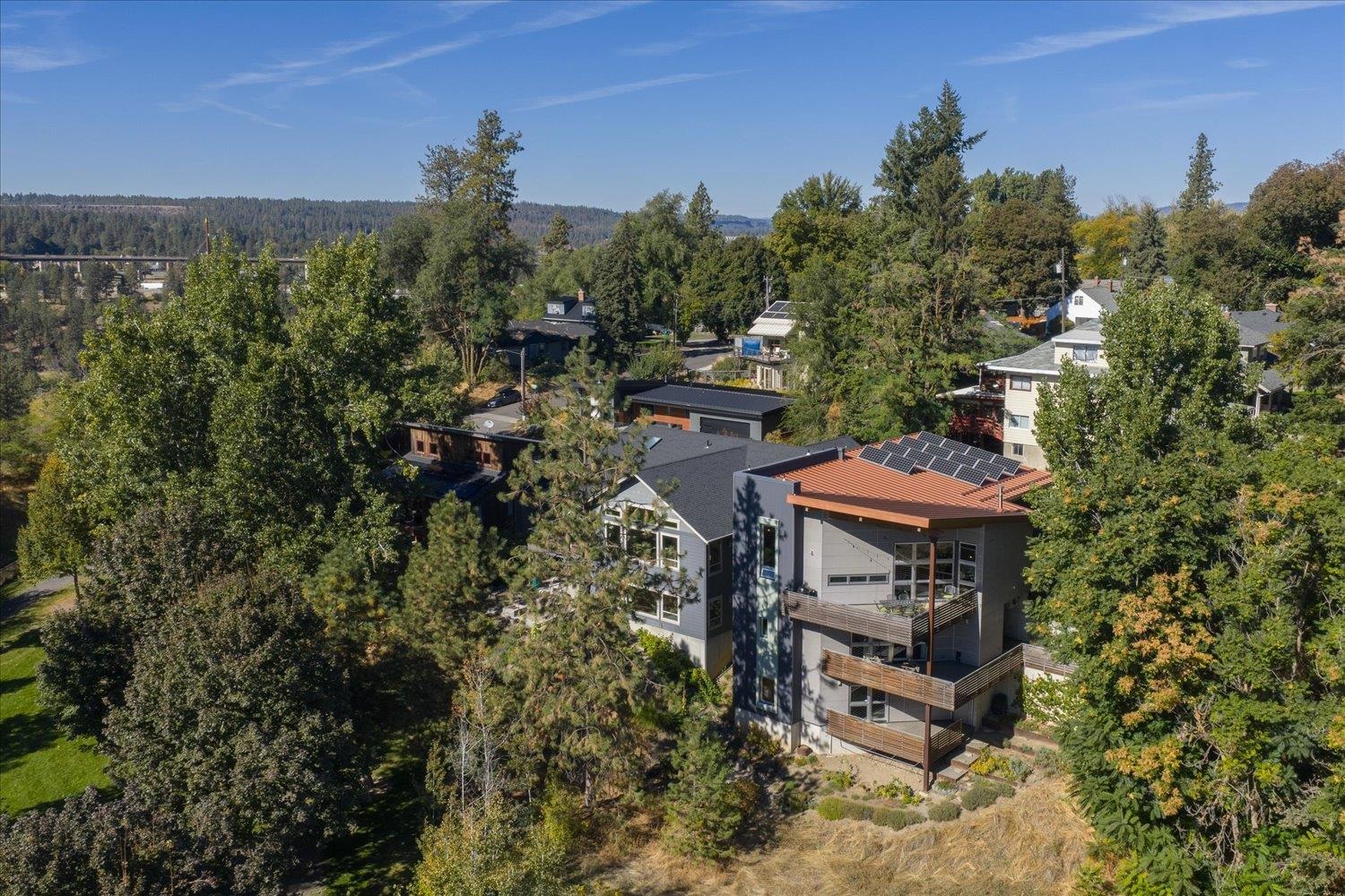 1805 W Cannon Place Ln