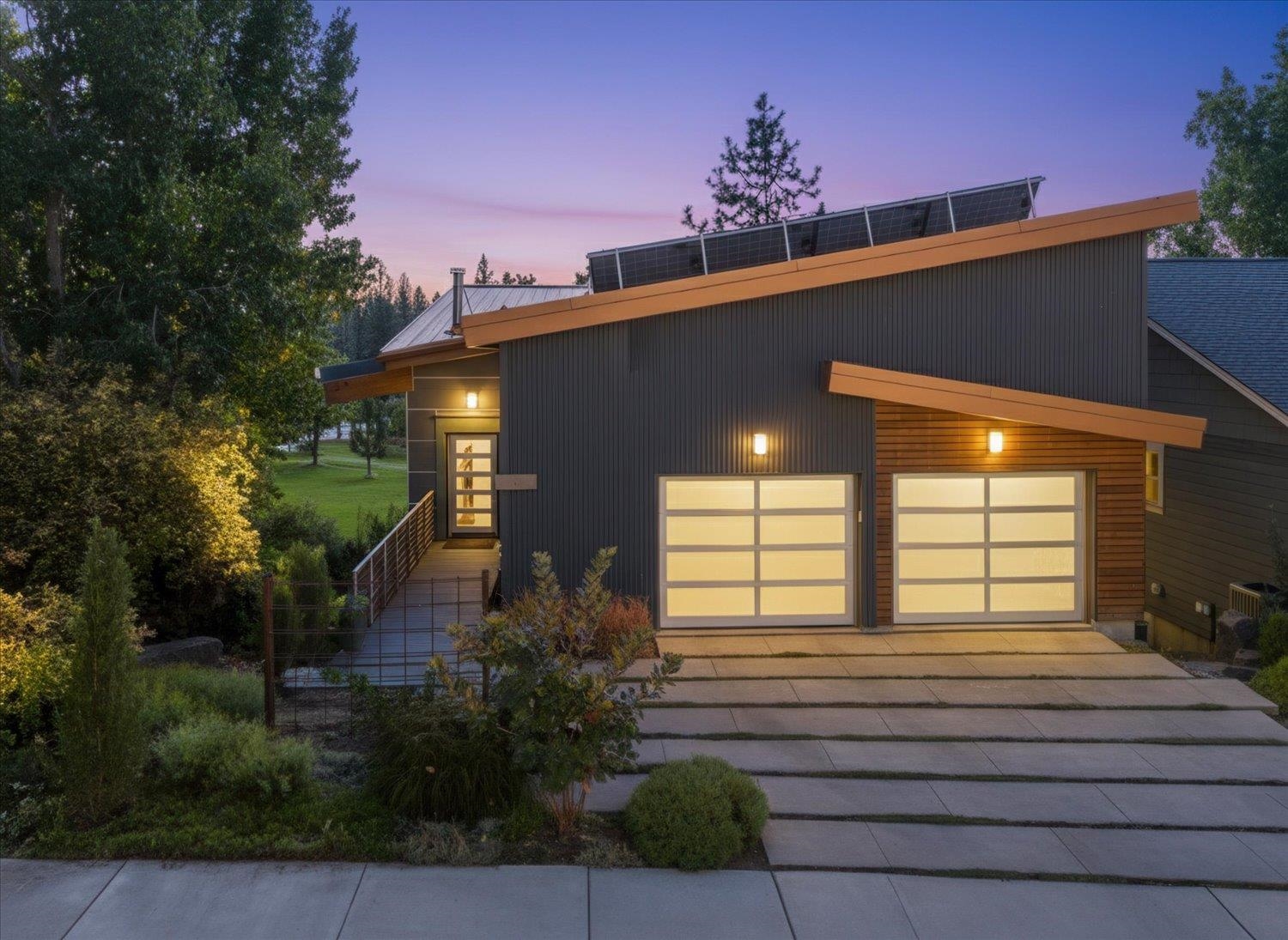 1805 W Cannon Place Ln