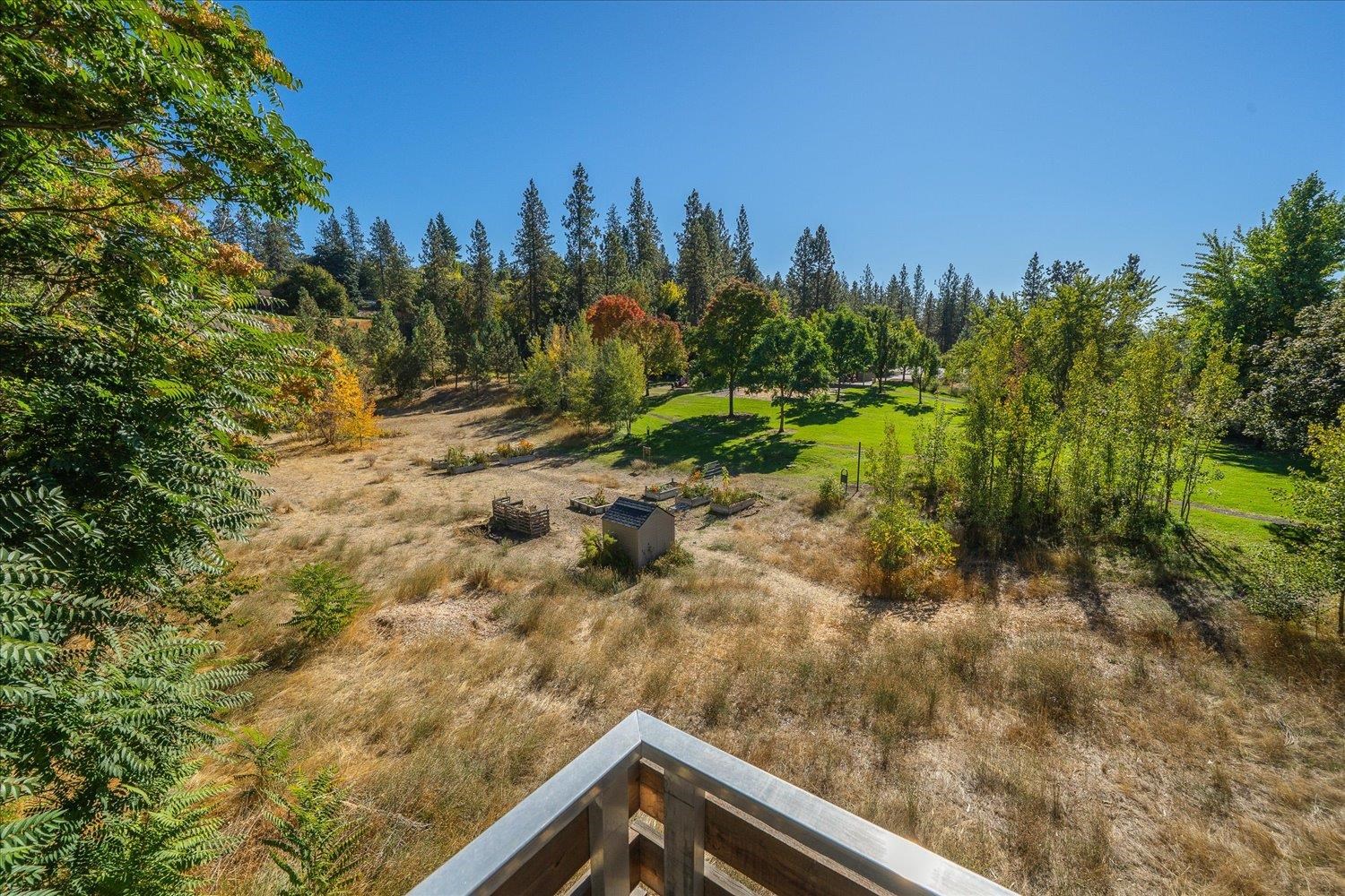 1805 W Cannon Place Ln