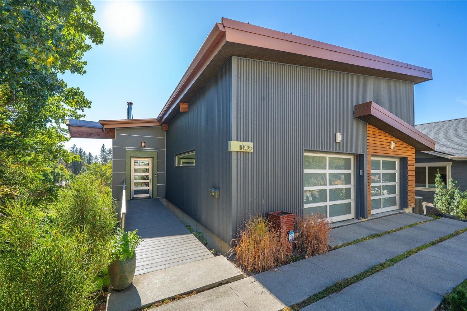 1805 W Cannon Place Ln